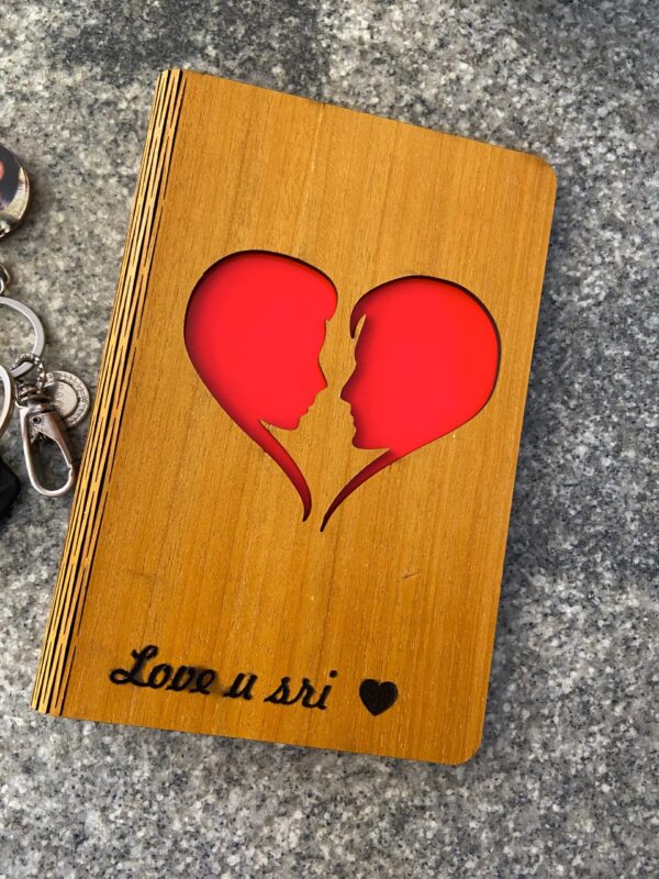 wood greeting heart faces - Bubbly Decors