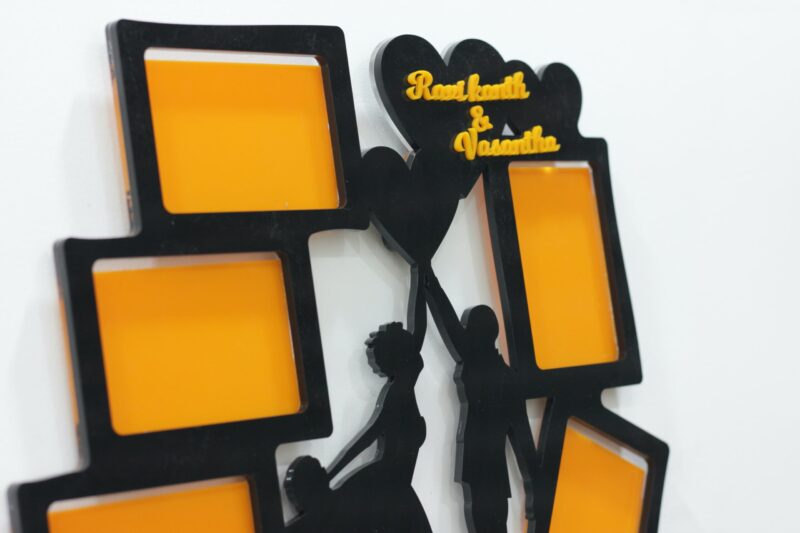 Couple Frame Acrylic - Bubbly Decors