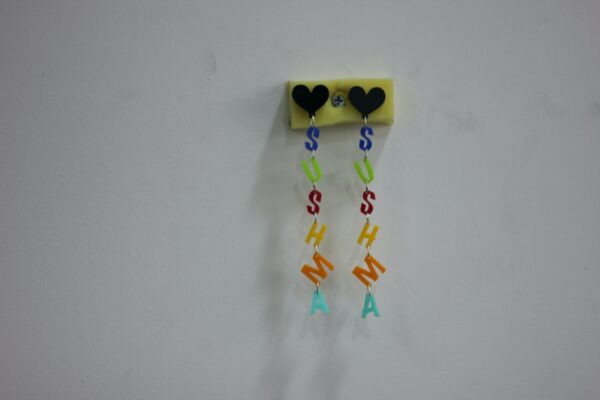 name earrings - Bubbly Decors