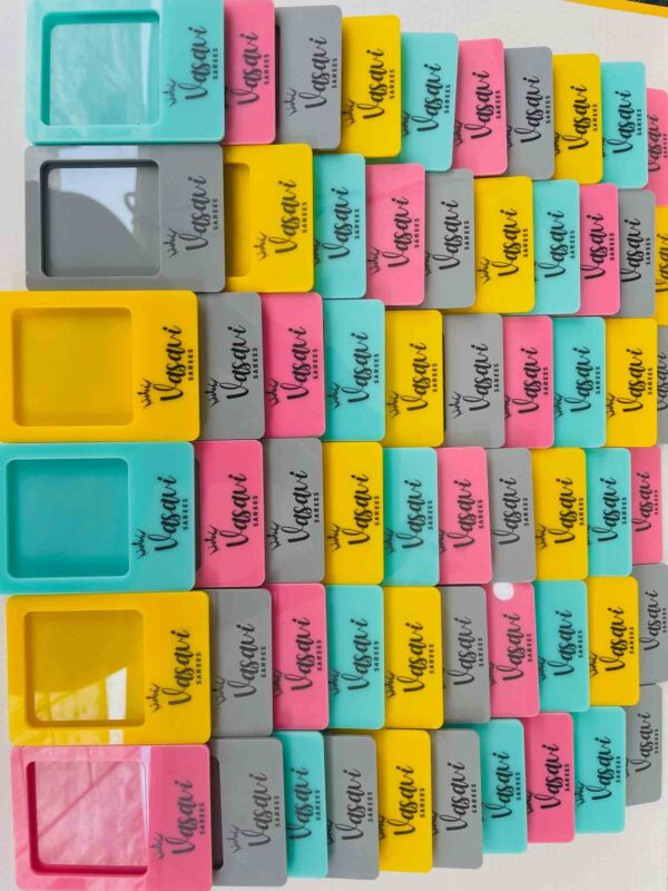 Promotional portrait magnets - Bubbly Decors