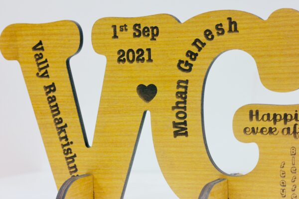 Wooden logo for couples - Bubbly Decors