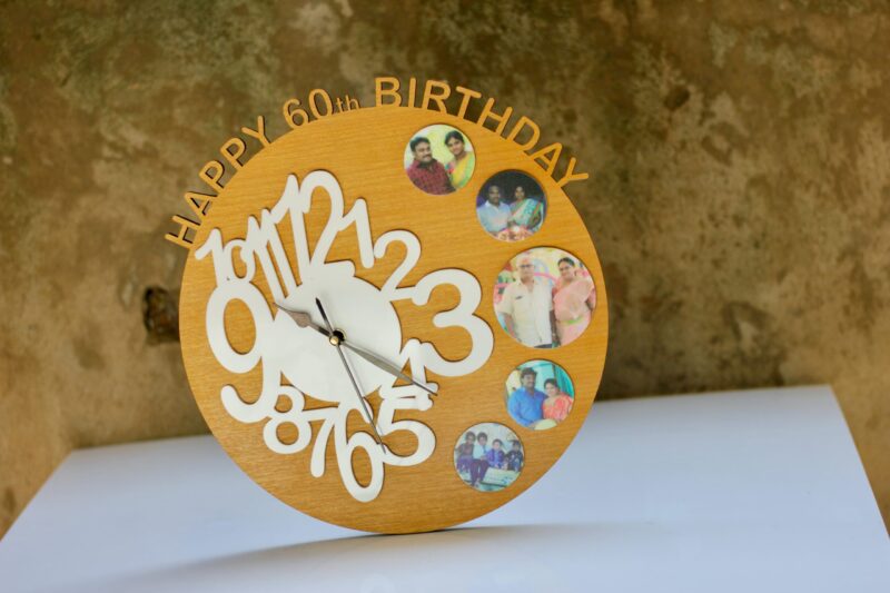 wood clock - Bubbly Decors