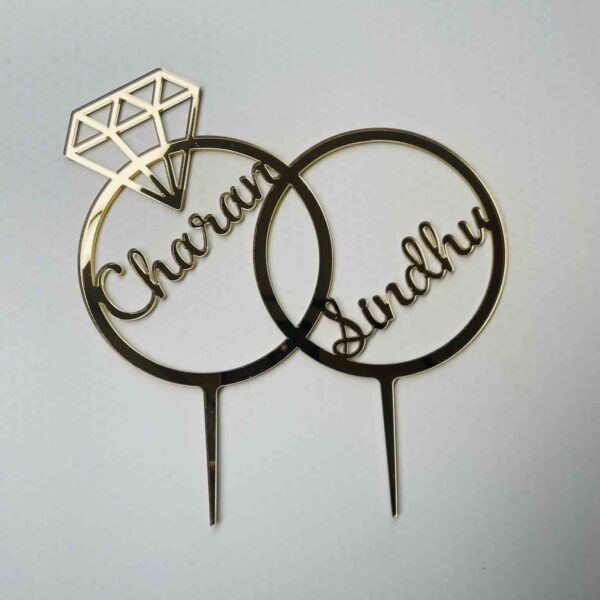 Cake topper couple ring - Bubbly Decors