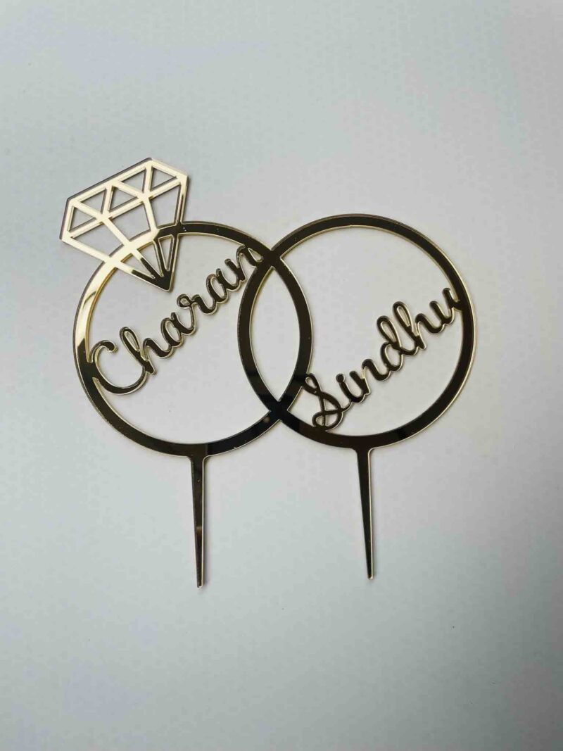 Cake topper couple ring - Bubbly Decors