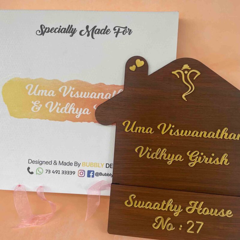Home shape shelf name board - Bubbly Decors