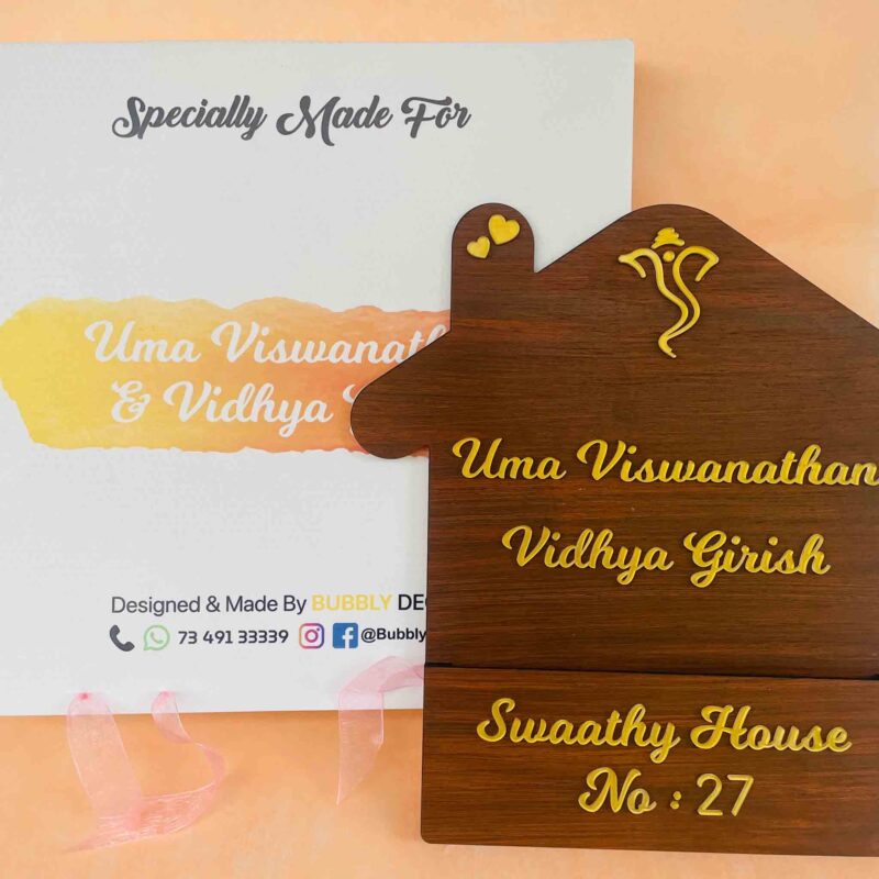 Home shape shelf name board - Bubbly Decors