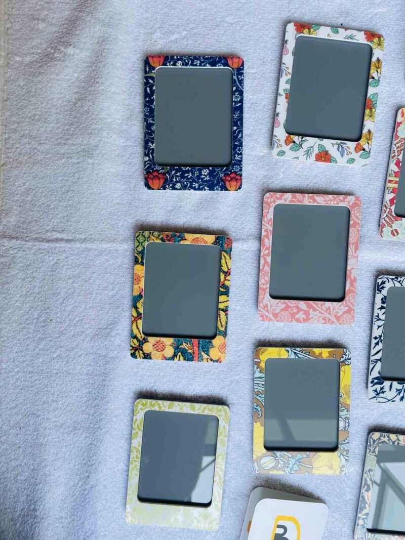 Pattern portrait photo magnets - Bubbly Decors