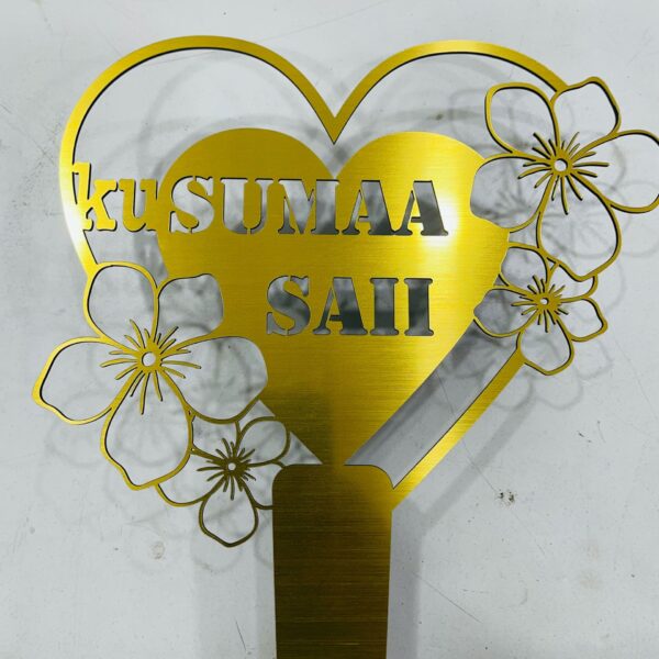 cake topper hearts theme - Bubbly Decors