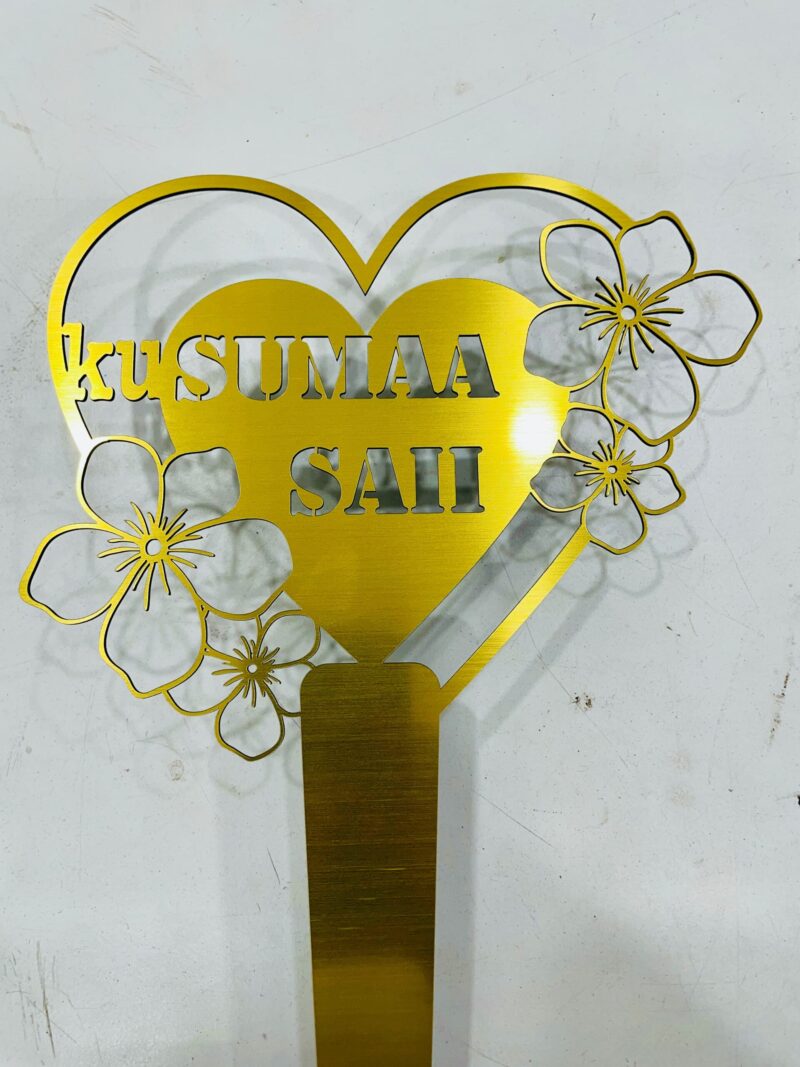 cake topper hearts theme - Bubbly Decors