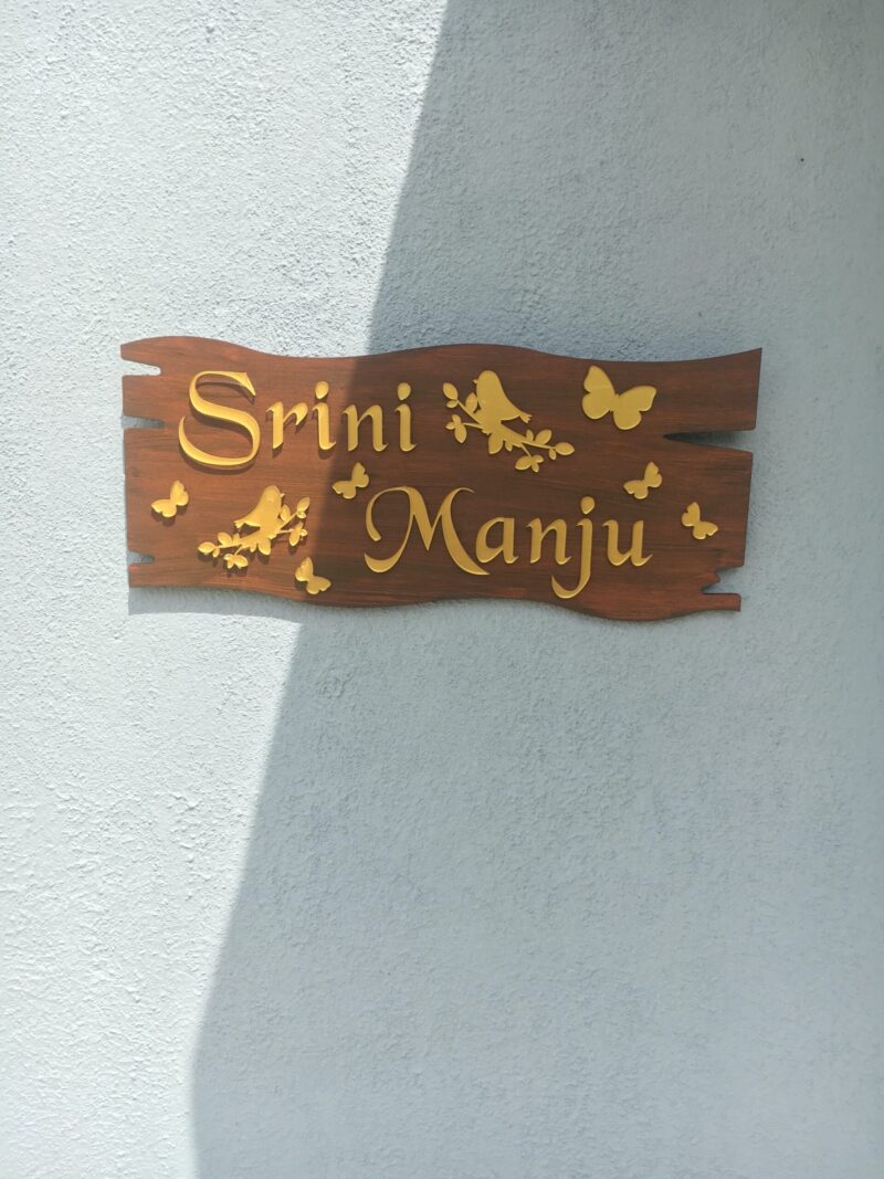 name board couple - Bubbly Decors