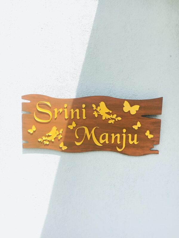 name board couple - Bubbly Decors