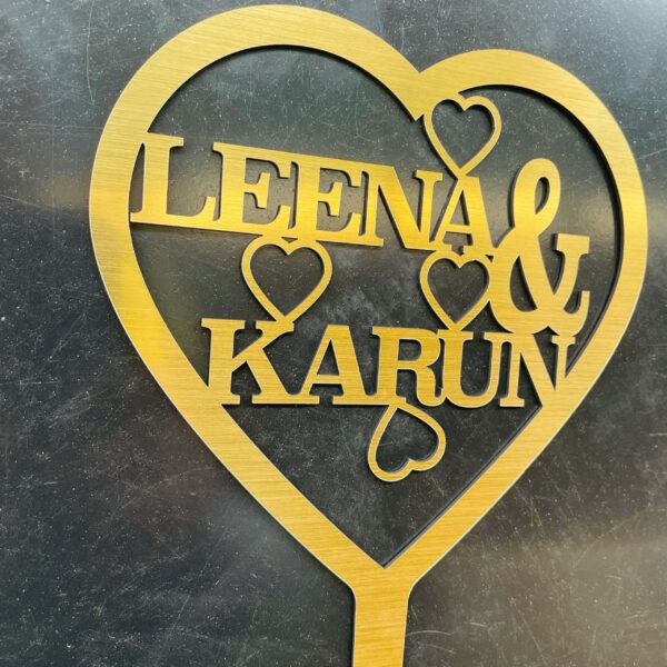 Cake topper heart couple names - Bubbly Decors