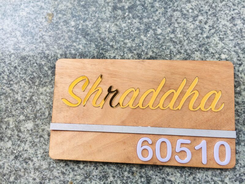 Name board Gold letter - Bubbly Decors