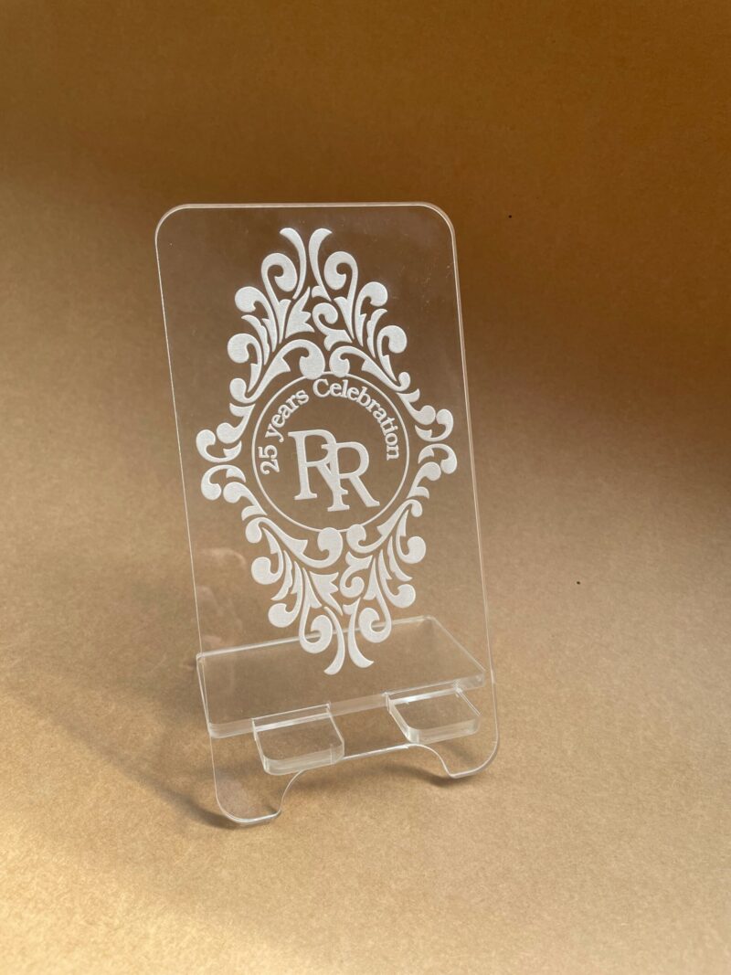 Mobile stand with mono logo - Bubbly Decors
