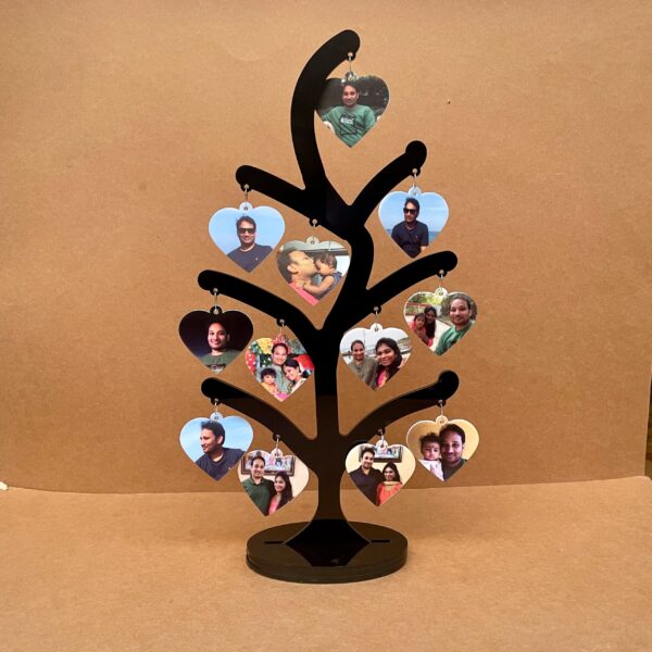 Tree photo hearts - Bubbly Decors