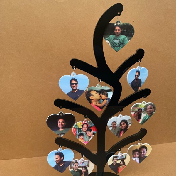 Tree photo hearts - Bubbly Decors