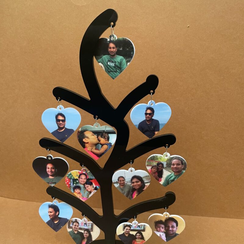 Tree photo hearts - Bubbly Decors