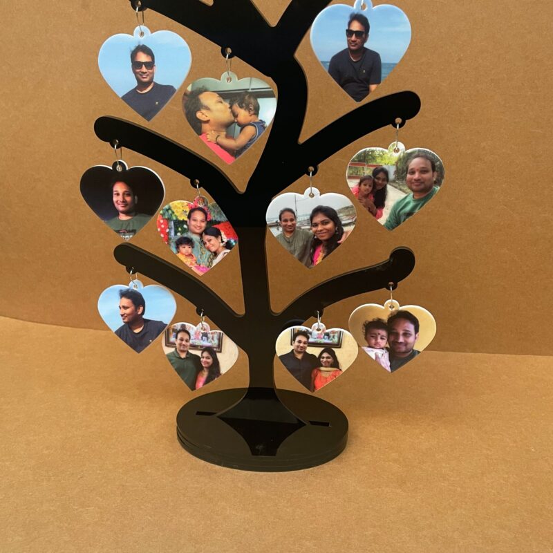 Tree photo hearts - Bubbly Decors