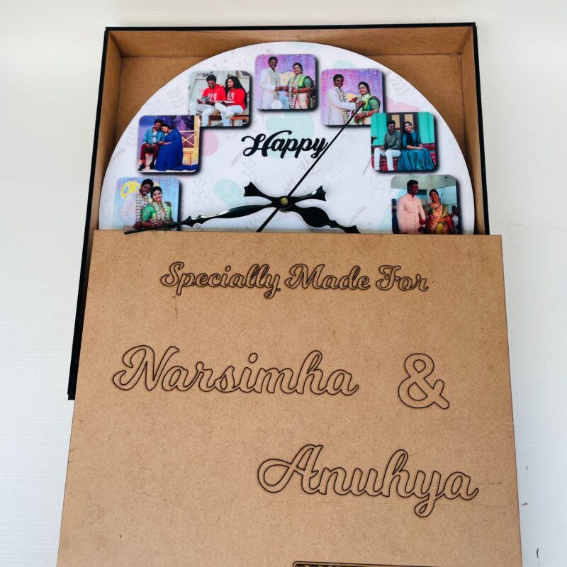Wall clock with photos and message - Bubbly Decors