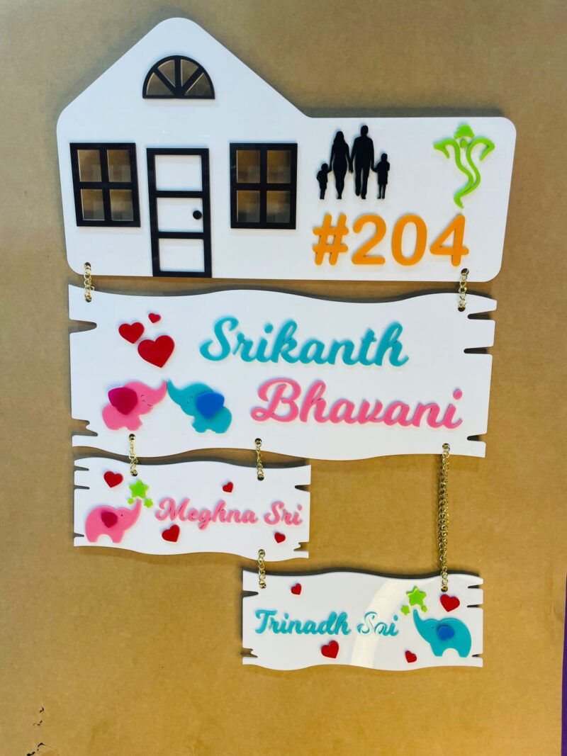 Name Board Family Acrylic - Bubbly Decors