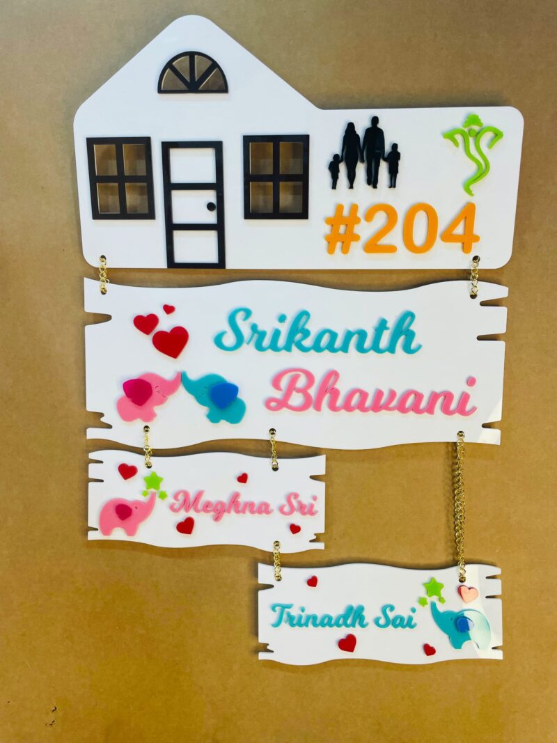 Name Board Family Acrylic - Bubbly Decors