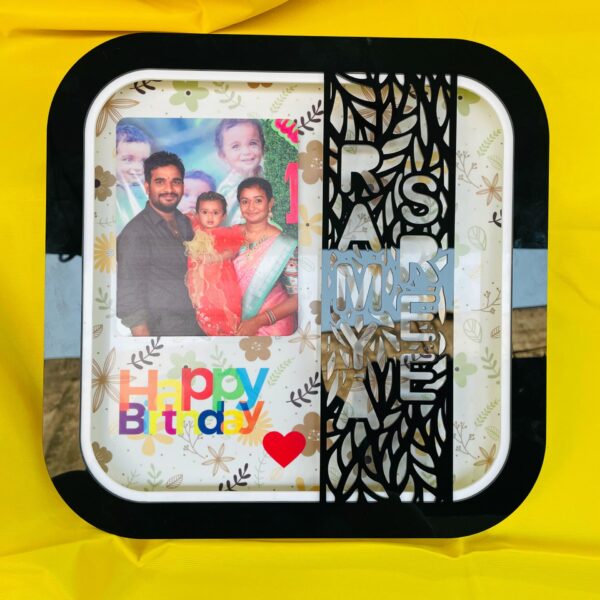 Pattern Square frame with photo and name - Bubbly Decors