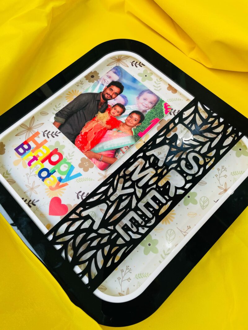 Pattern Square frame with photo and name - Bubbly Decors