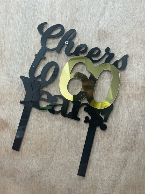 Cake topper 60 years - Bubbly Decors