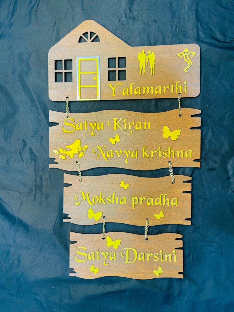 Name Board couple and 2 kids - Bubbly Decors