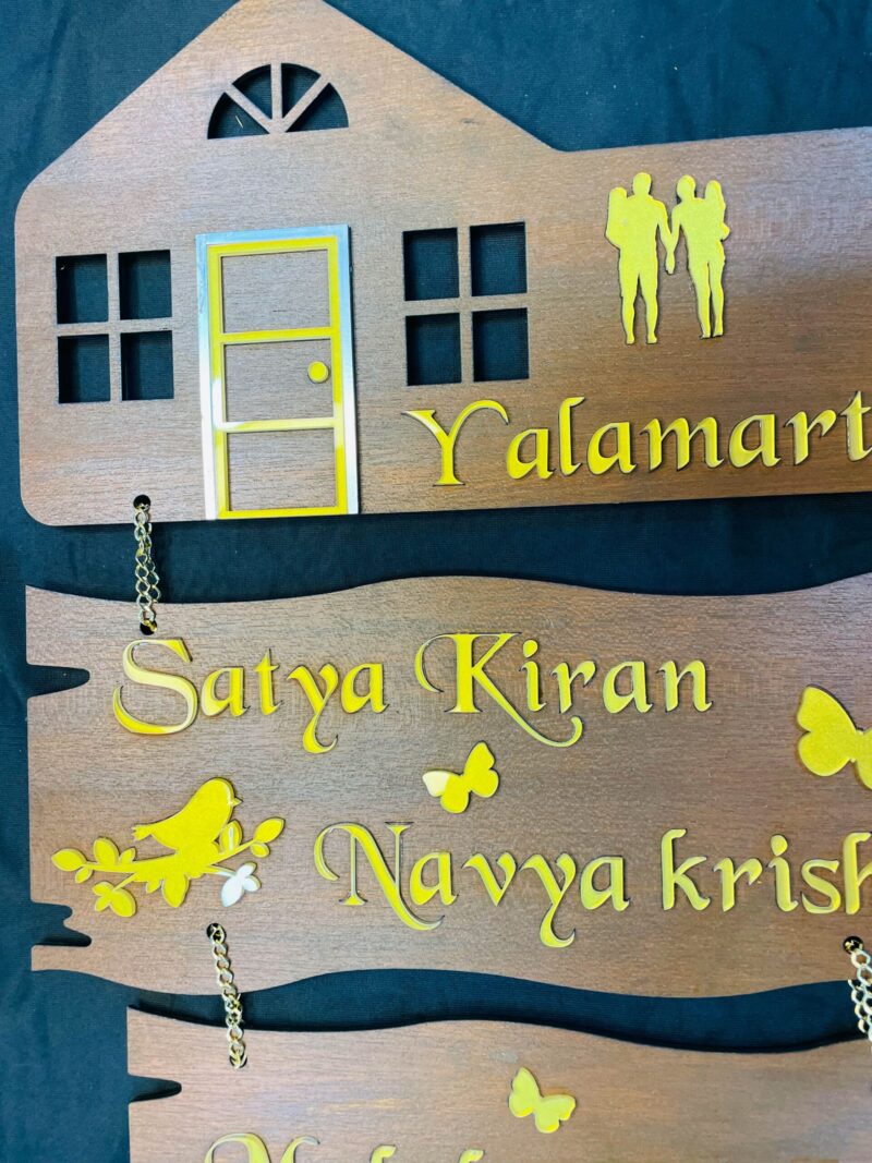 Name Board couple and 2 kids - Bubbly Decors
