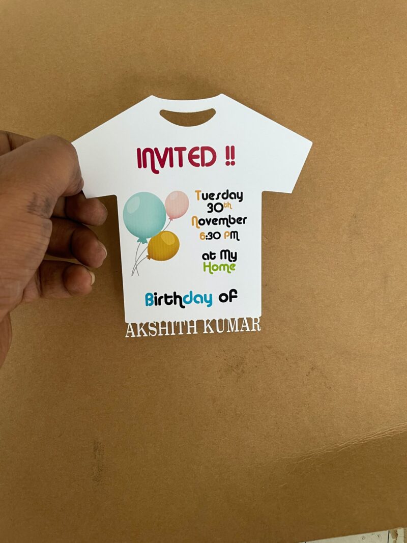 Birthday invitation shirt model - Bubbly Decors