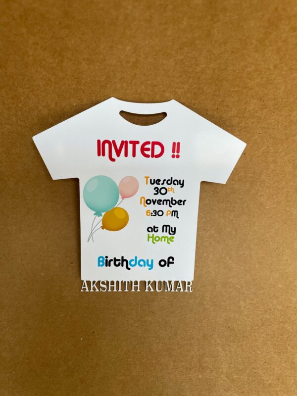 Birthday invitation shirt model - Bubbly Decors