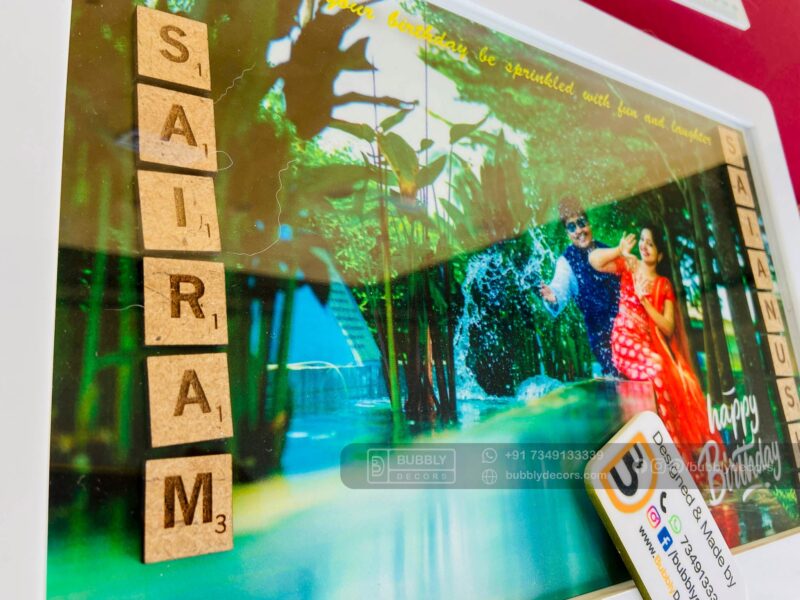 Photo frame with Scribble names - Bubbly Decors