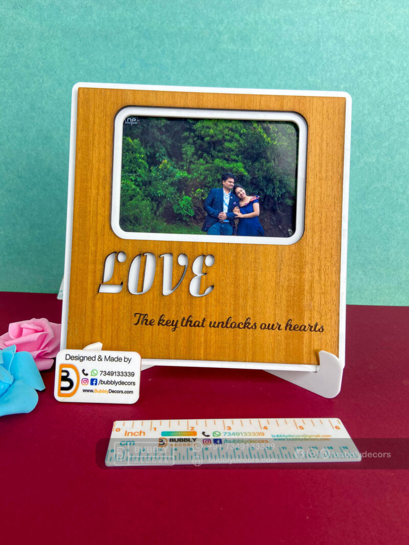 Wood desk quote frame - Bubbly Decors