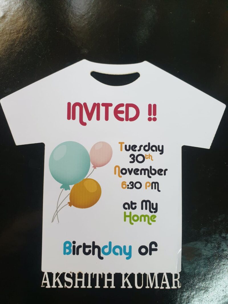 Birthday invitation shirt model - Bubbly Decors