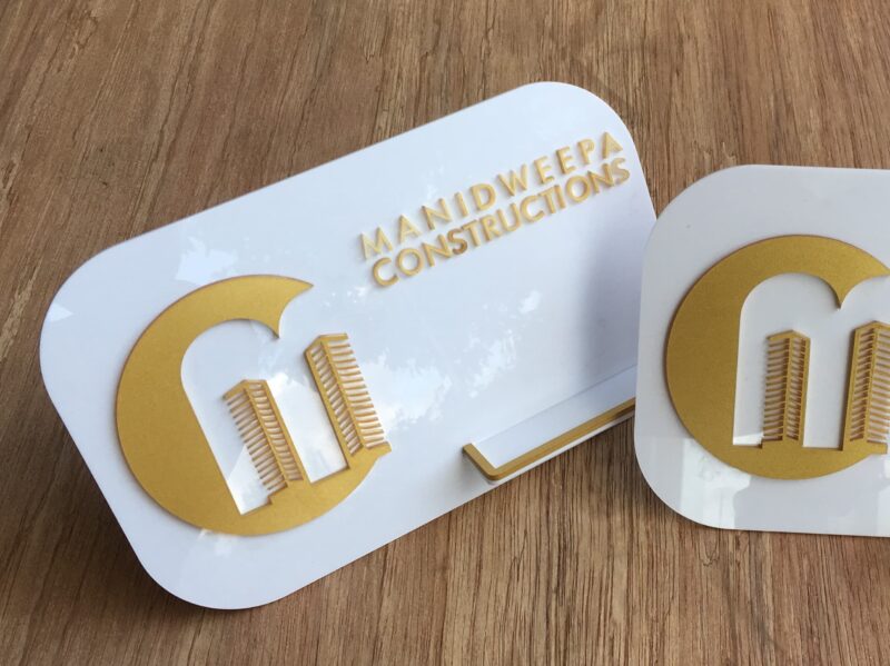 Visiting cards holder with brand or name - Bubbly Decors