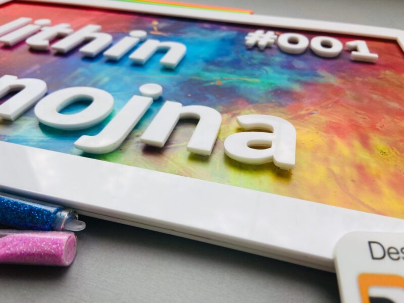 Colourful nameboard - Bubbly Decors