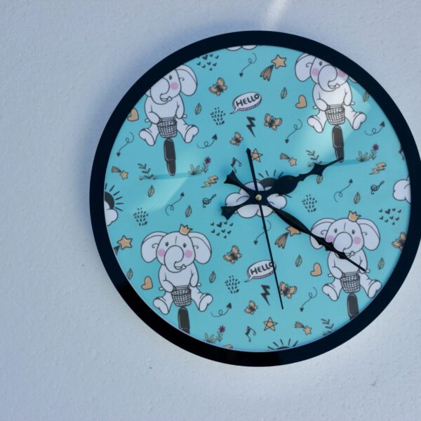 Wall clock pattern printed - Bubbly Decors