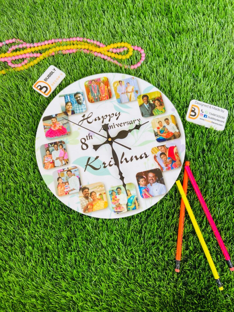 Wall clock with photos and message - Bubbly Decors