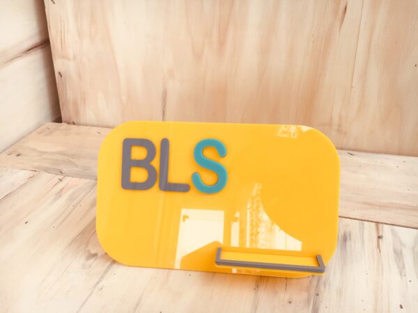 Visiting cards holder with brand or name - Bubbly Decors