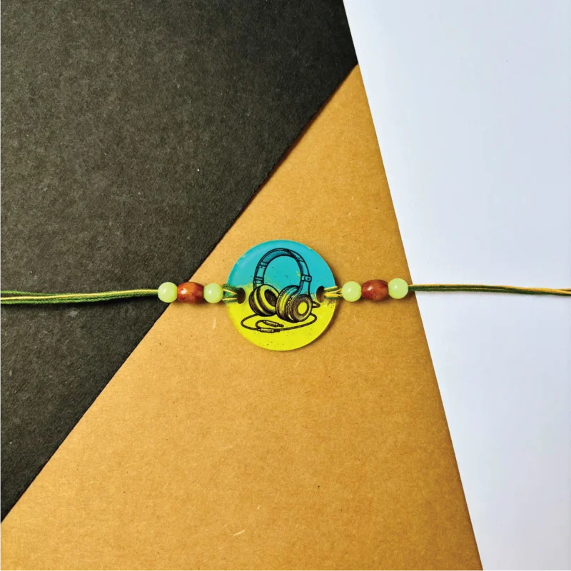 Headphone painted rakhi